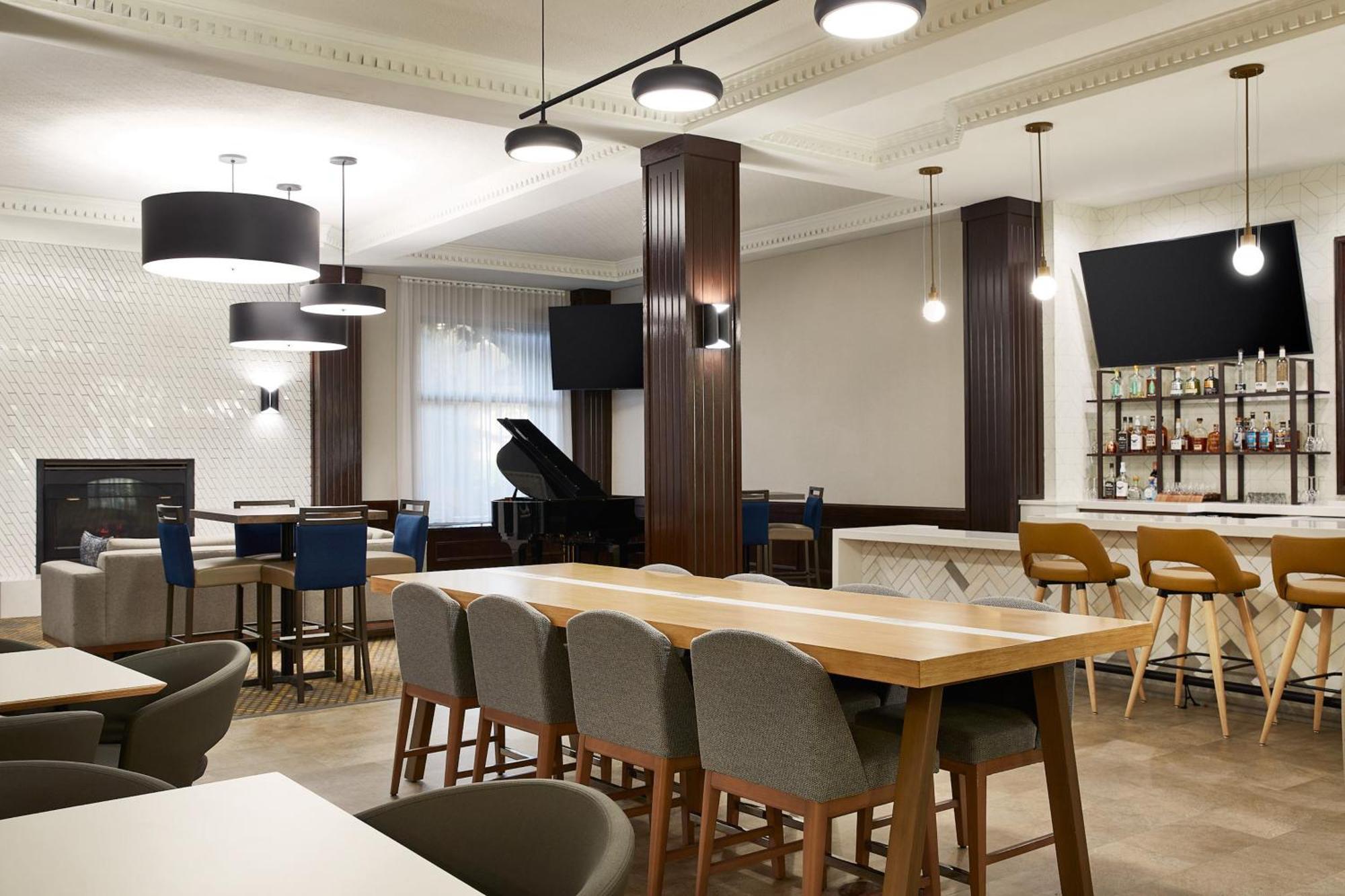 Holiday Inn Hotel & Suites Madison West - Middleton By Ihg Екстер'єр фото